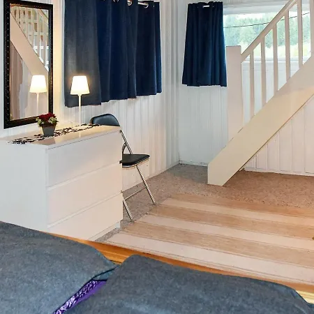 Three-bedroom Holiday In Fjell Saebo (More og Romsdal)